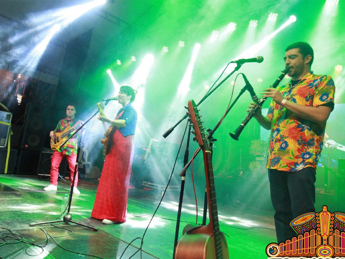 Finalizó el Festival Bandola de Sevilla, Valle: un canto al viento