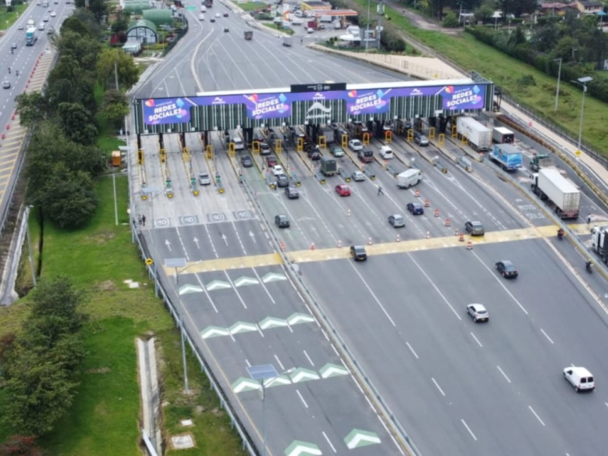 Aumento en costo de peajes en Colombia 2025