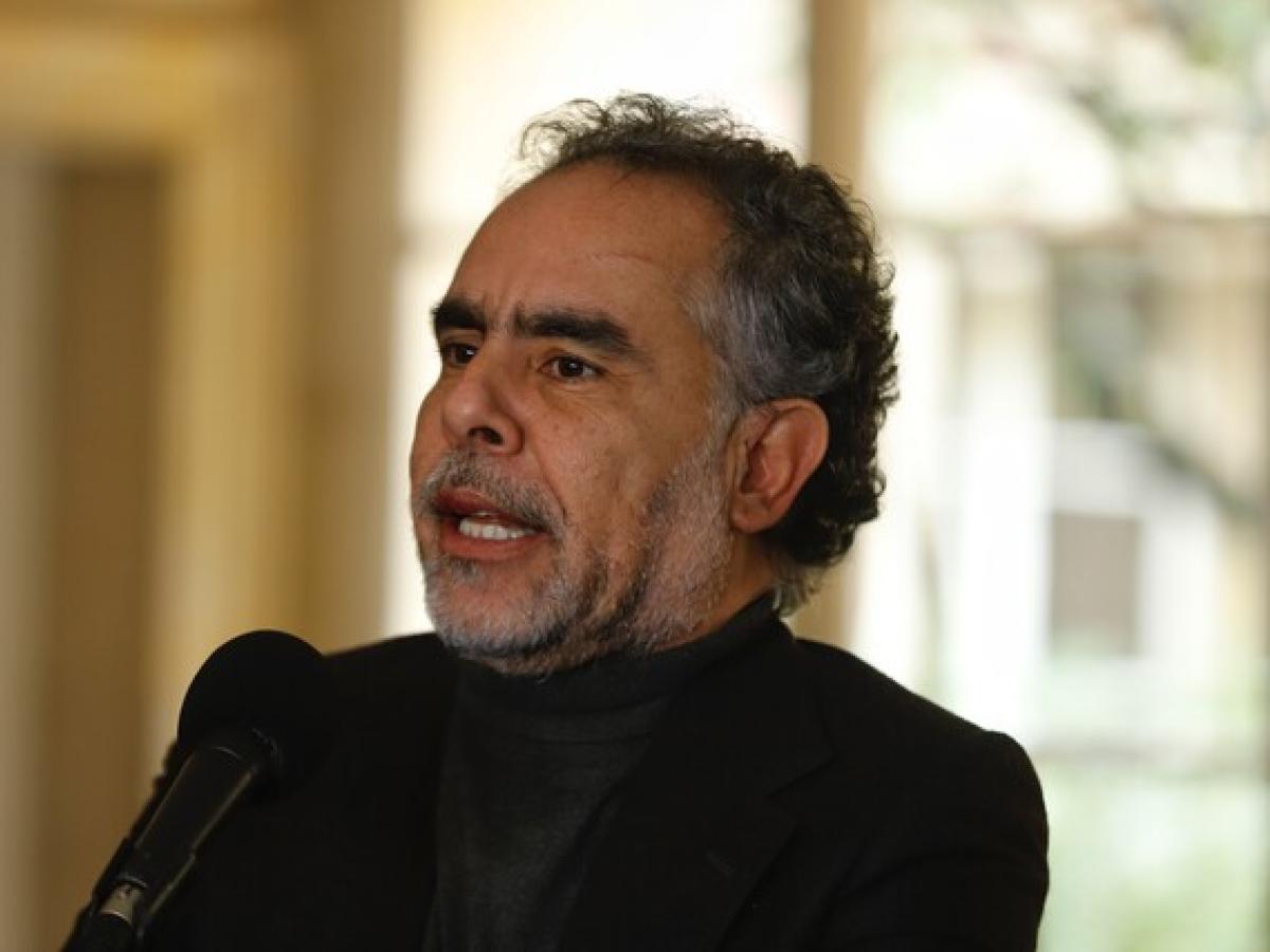 Periodo de Benedetti como embajador en Venezuela se extiende hasta el 19 de julio