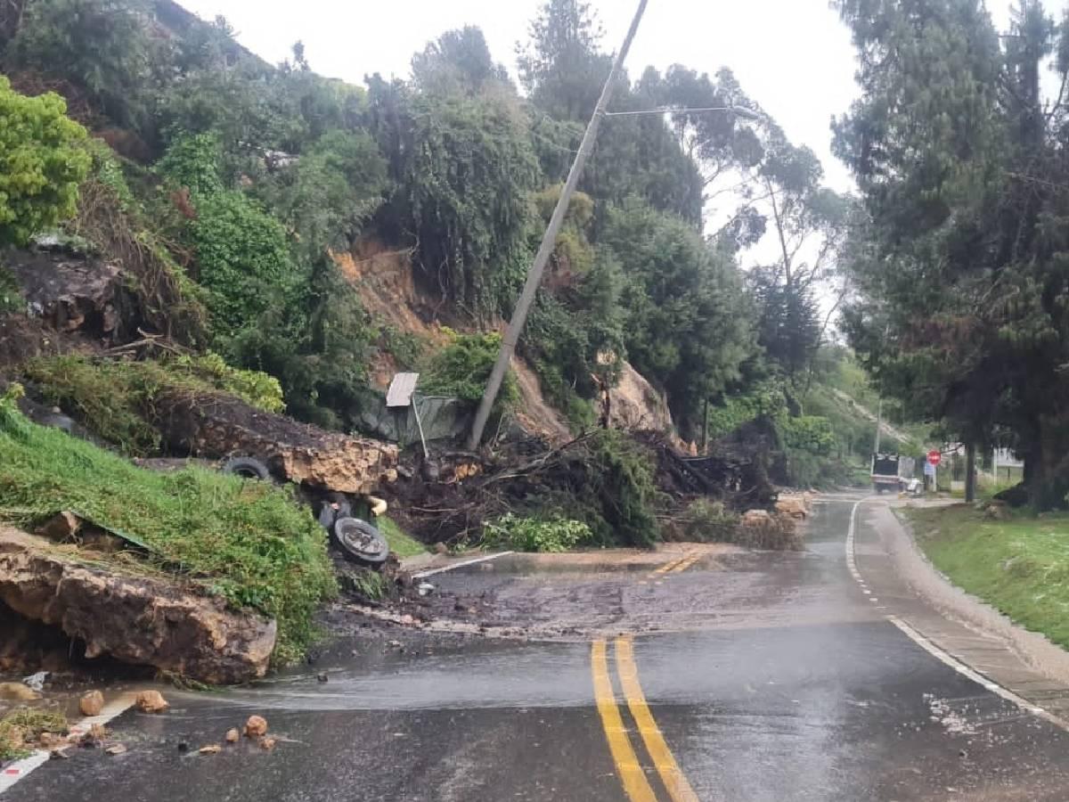 Cierre total de la vía Bogotá- La Calera