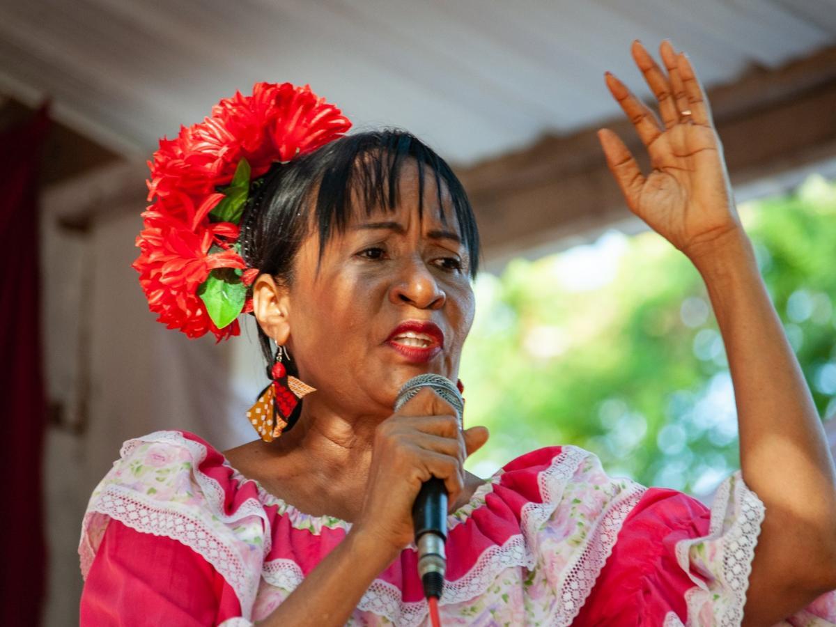 Artista de la semana: los 65 años de la Reina de la Tambora