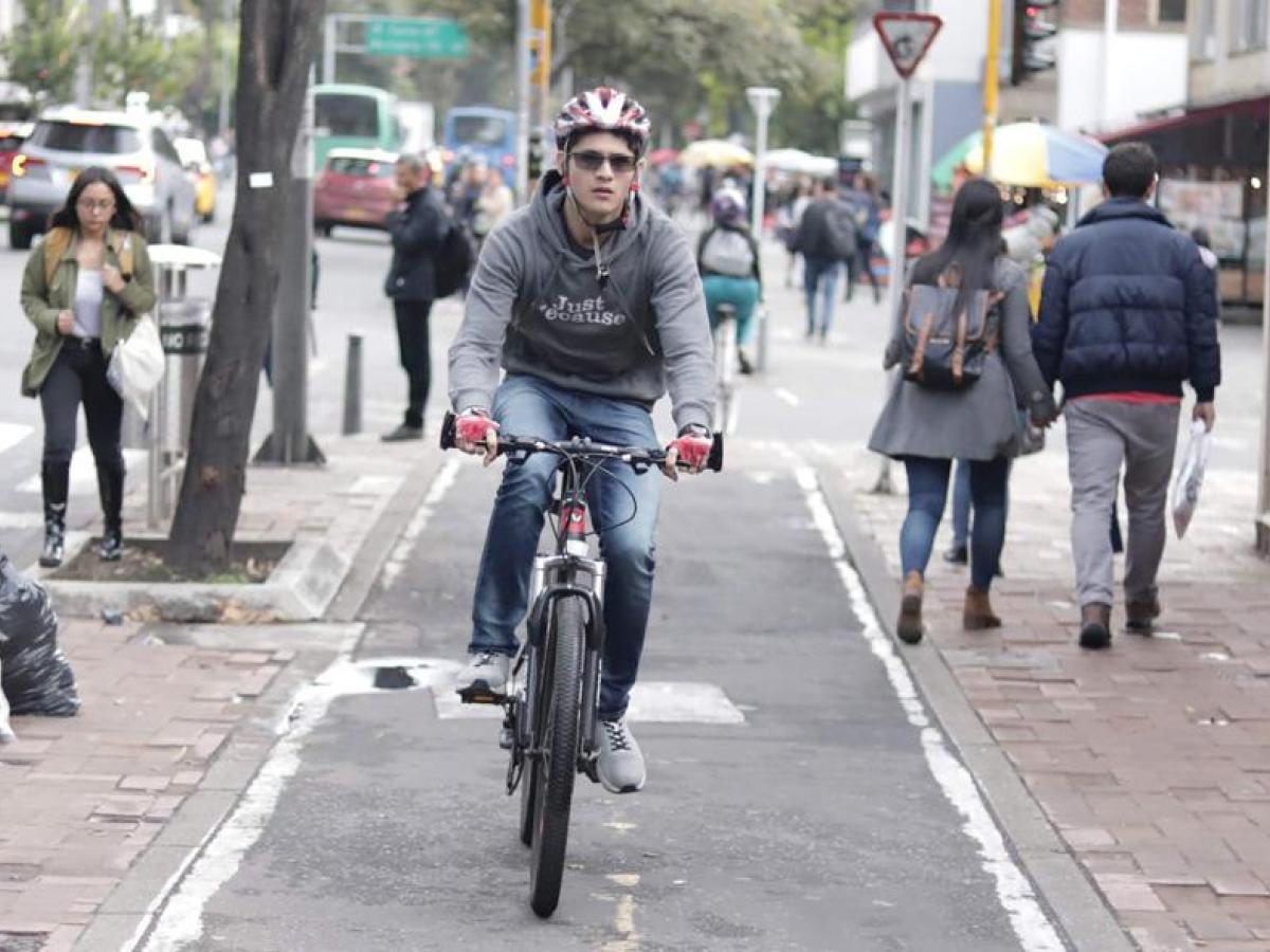 Qué vehículos pueden transitar por las ciclorrutas en Colombia y cuáles están prohibidos