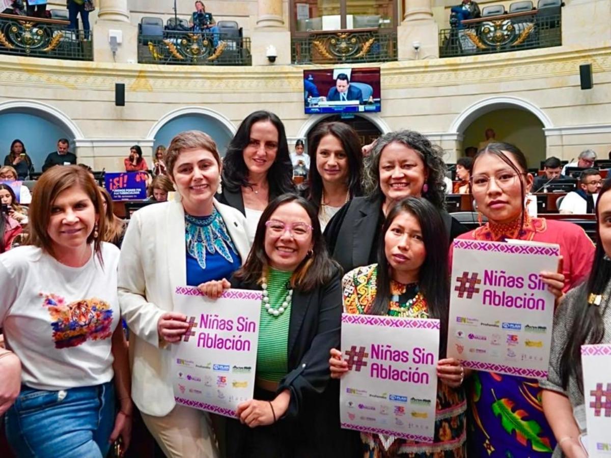 Colombia prohíbe la mutilación genital femenina