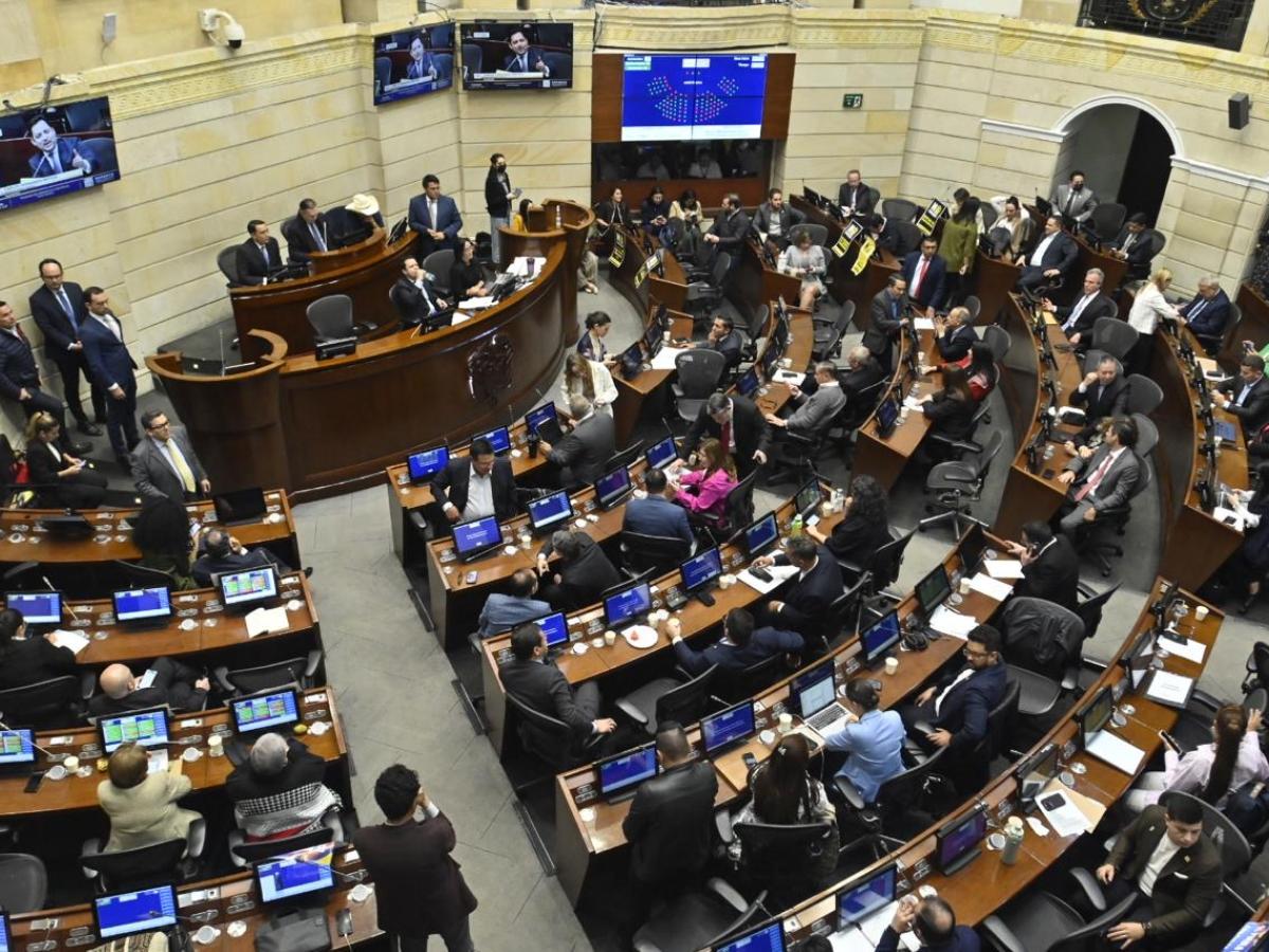 Colombia: Ley histórica contra redes de reclutamiento de mercenarios