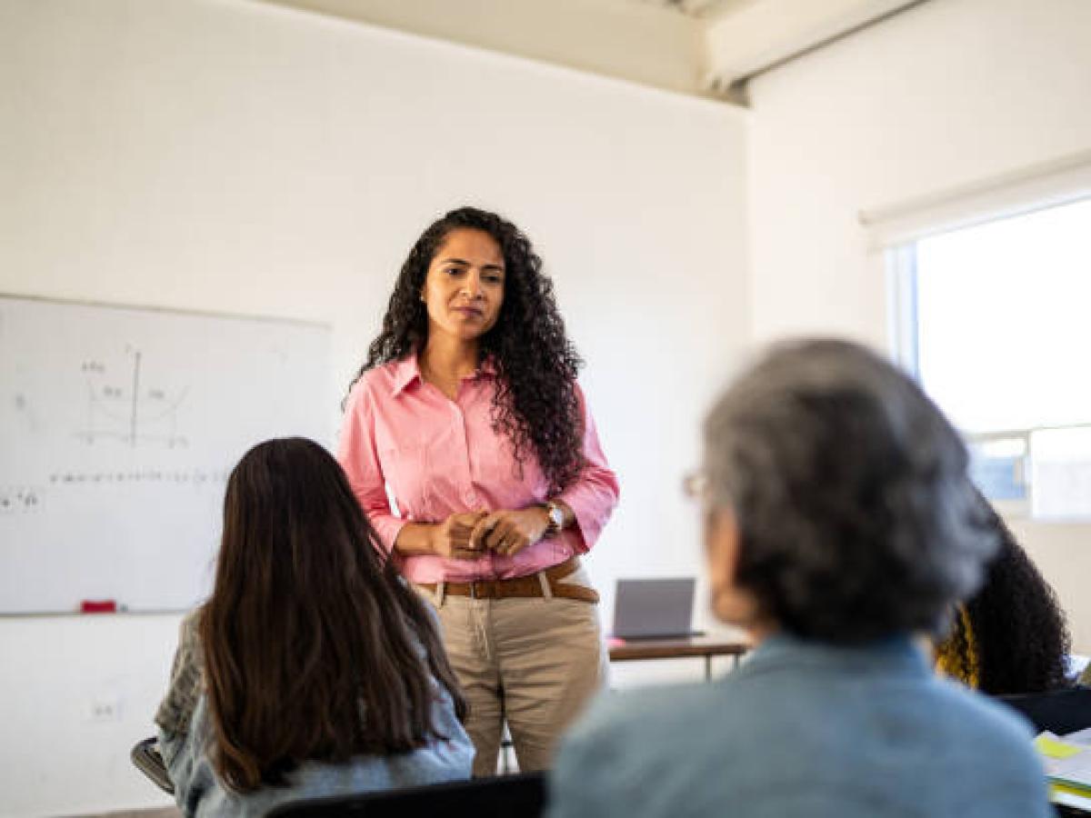 Decreto 391: formalización de docentes ocasionales y de cátedra en Colombia 