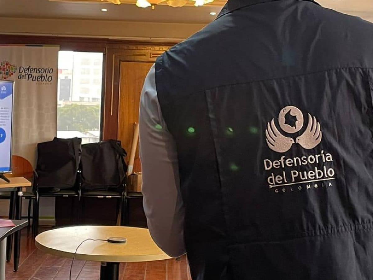 Acoso laboral: Destituido exdefensor del pueblo