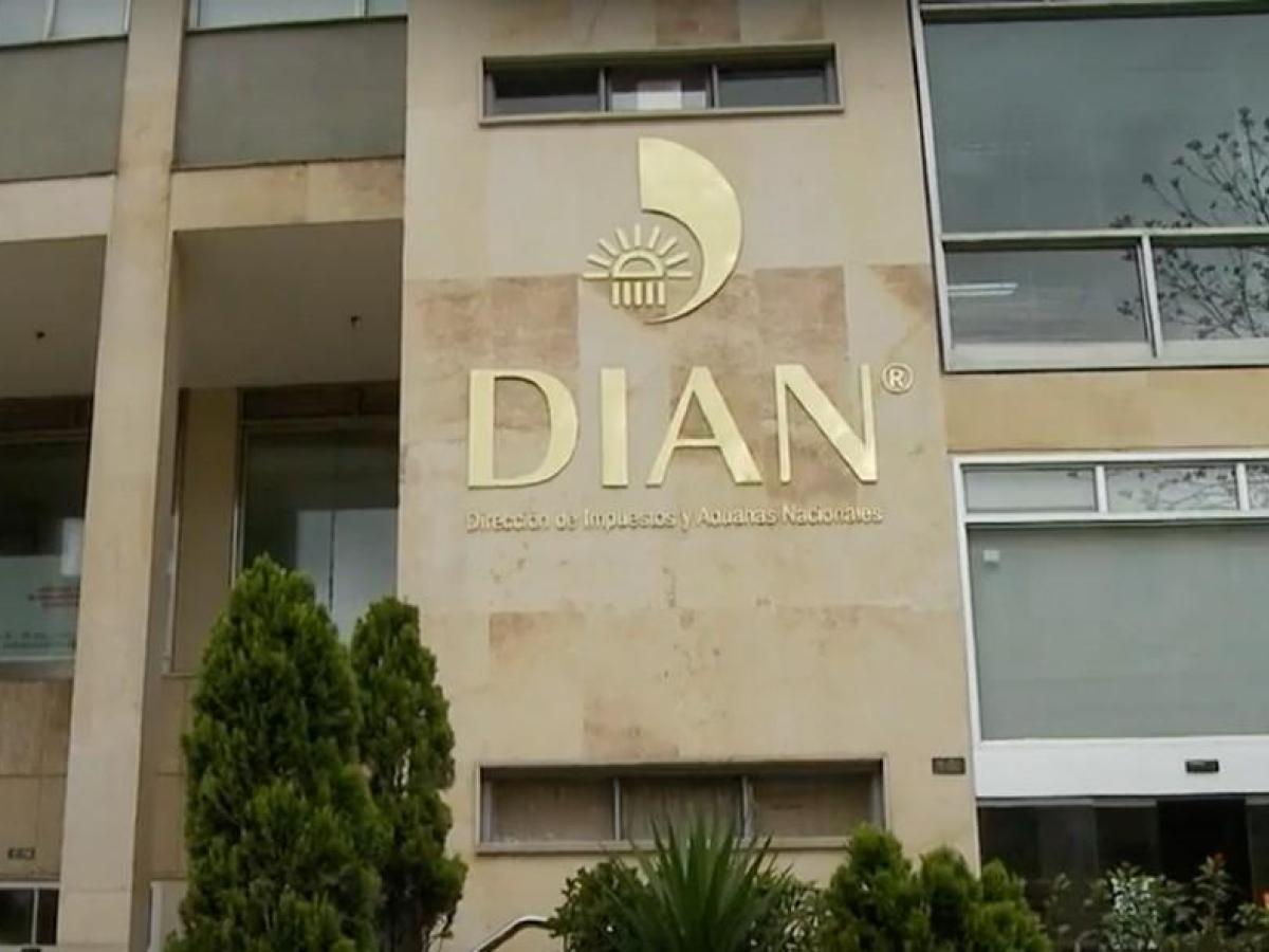 Jairo Villabona sería el nuevo director de la DIAN