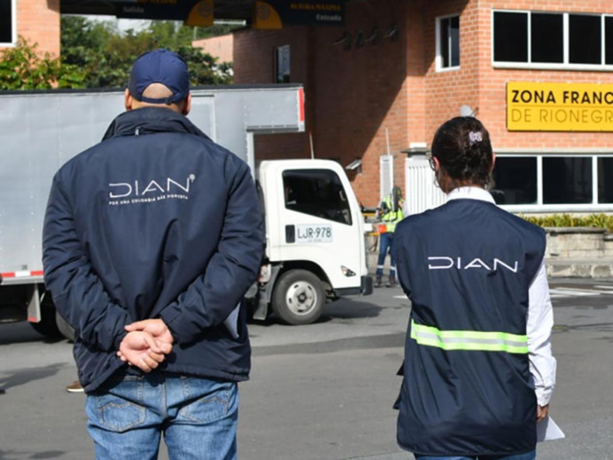Dian incauta 40 mil repuestos de contrabando en Medellín
