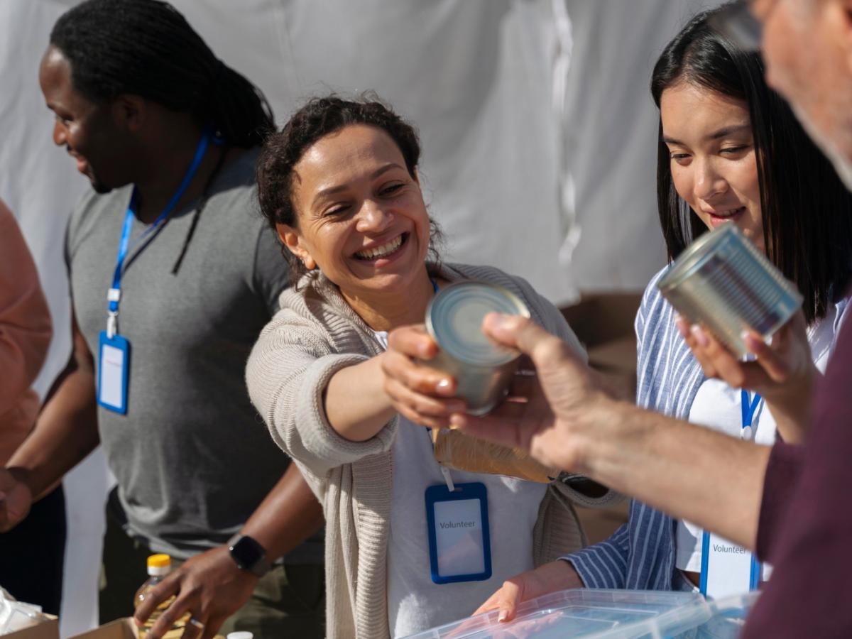 La importancia del voluntariado y cómo participar en Colombia