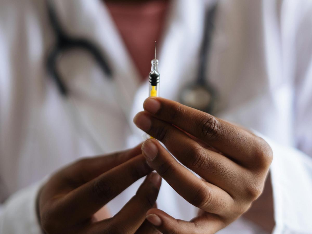 Virus influenza A(H3N2): Síntomas, prevenciones y vacunación