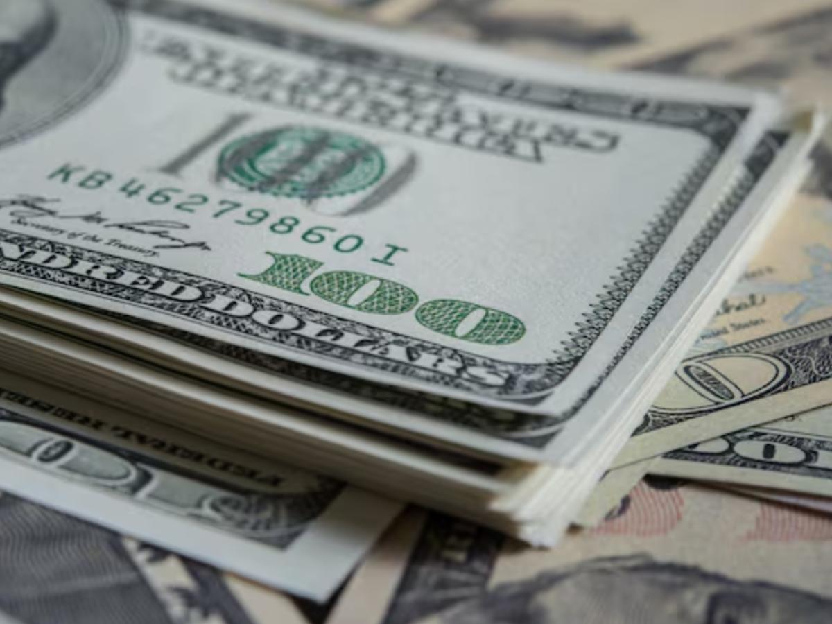 Precio del dólar en Colombia baja y fortalece el peso