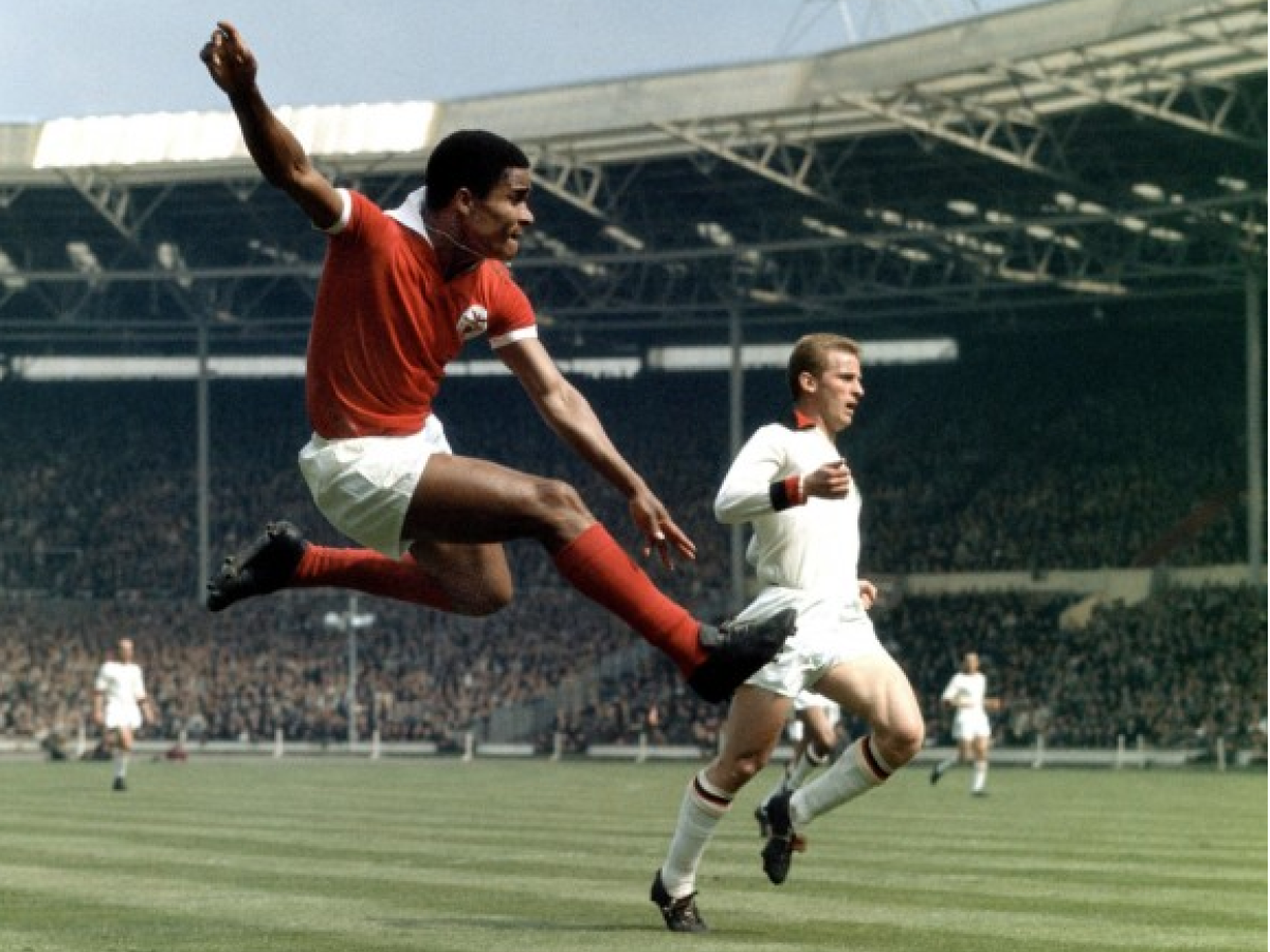 Eusébio brilló en Inglaterra 1966 con 9 goles y una remontada histórica