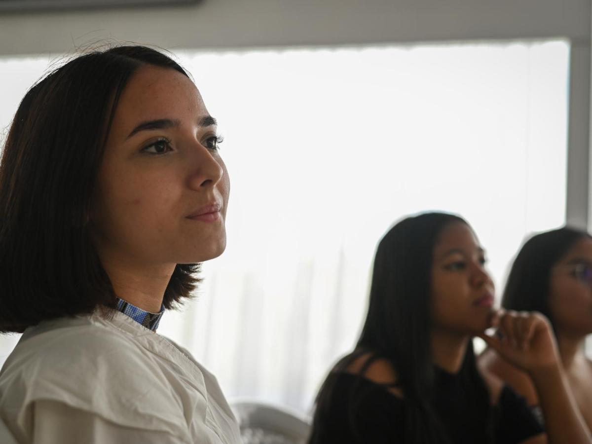 Participación y contribución de los jóvenes para la toma de decisiones