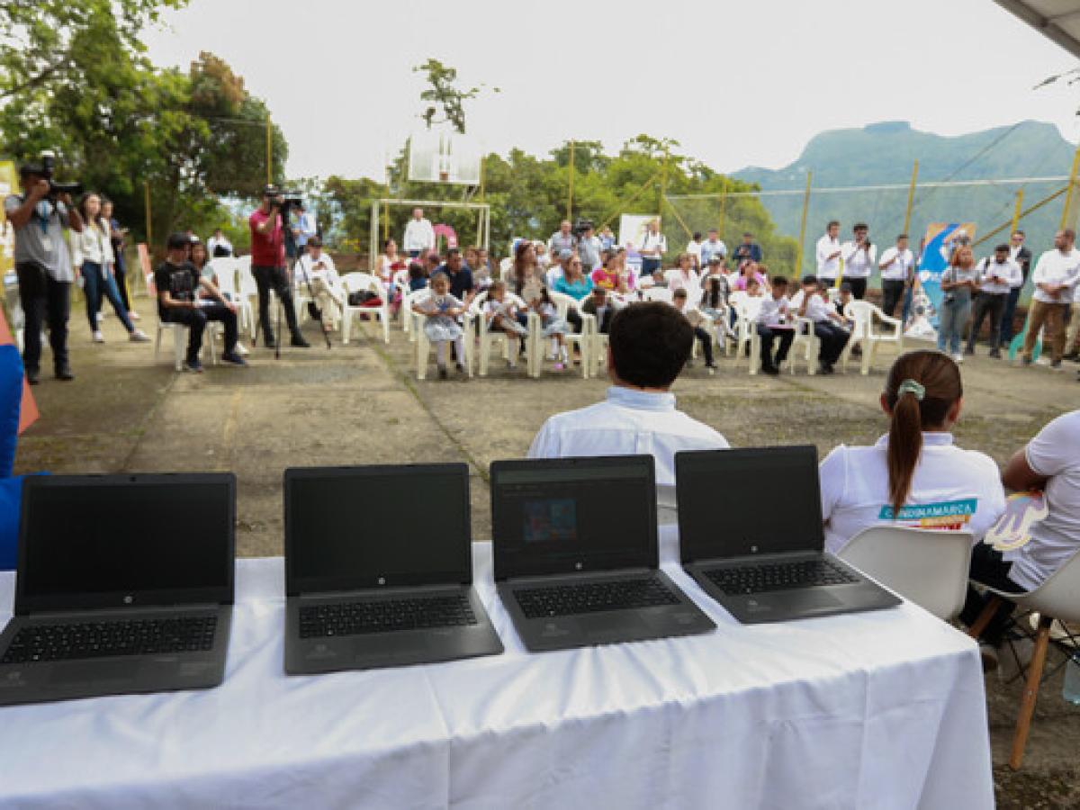 Donación de una 'Escuela Digital' en La Guajira: MINTIC y Embajada de Emiratos Árabes lo hacen posible