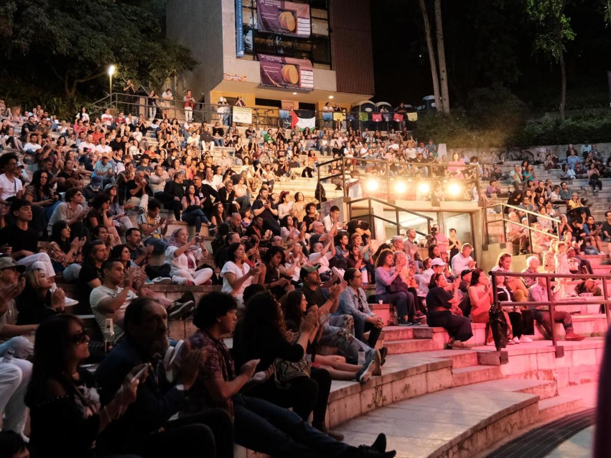  Invitados y actividades del Festival de Poesía de Medellín 2025