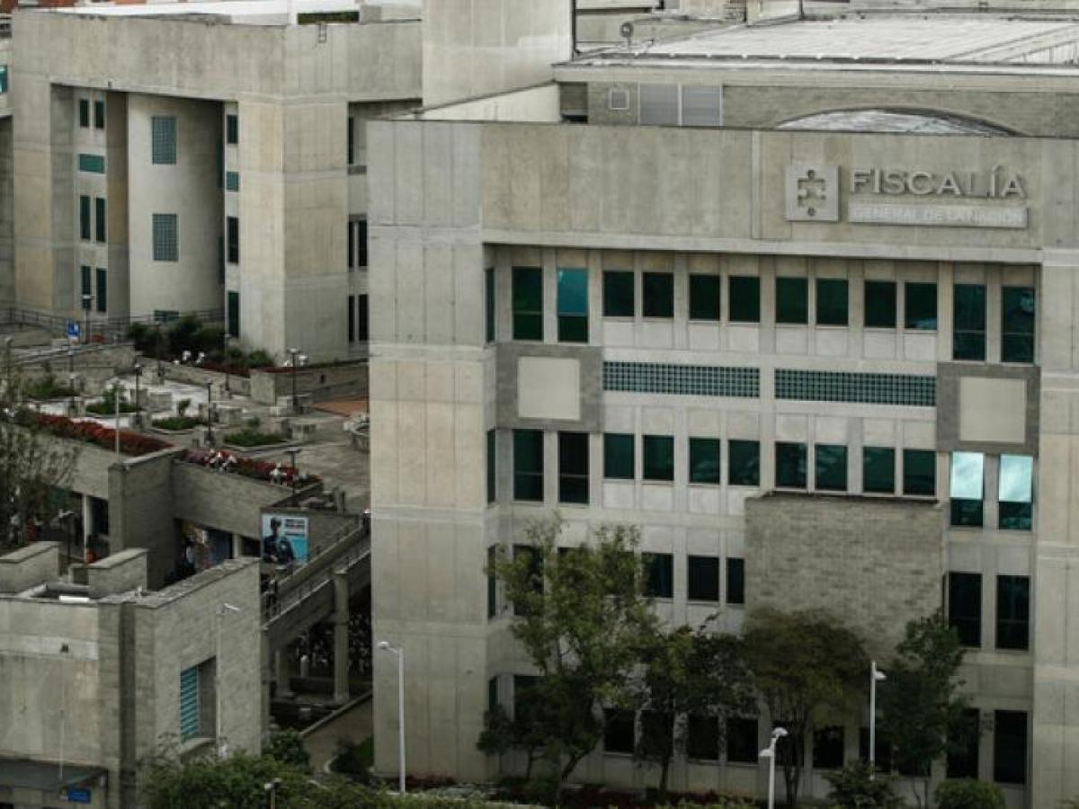 Fiscalía entrega bienes por más de 395 mil millones de pesos al Fondo para la Reparación a las Víctimas