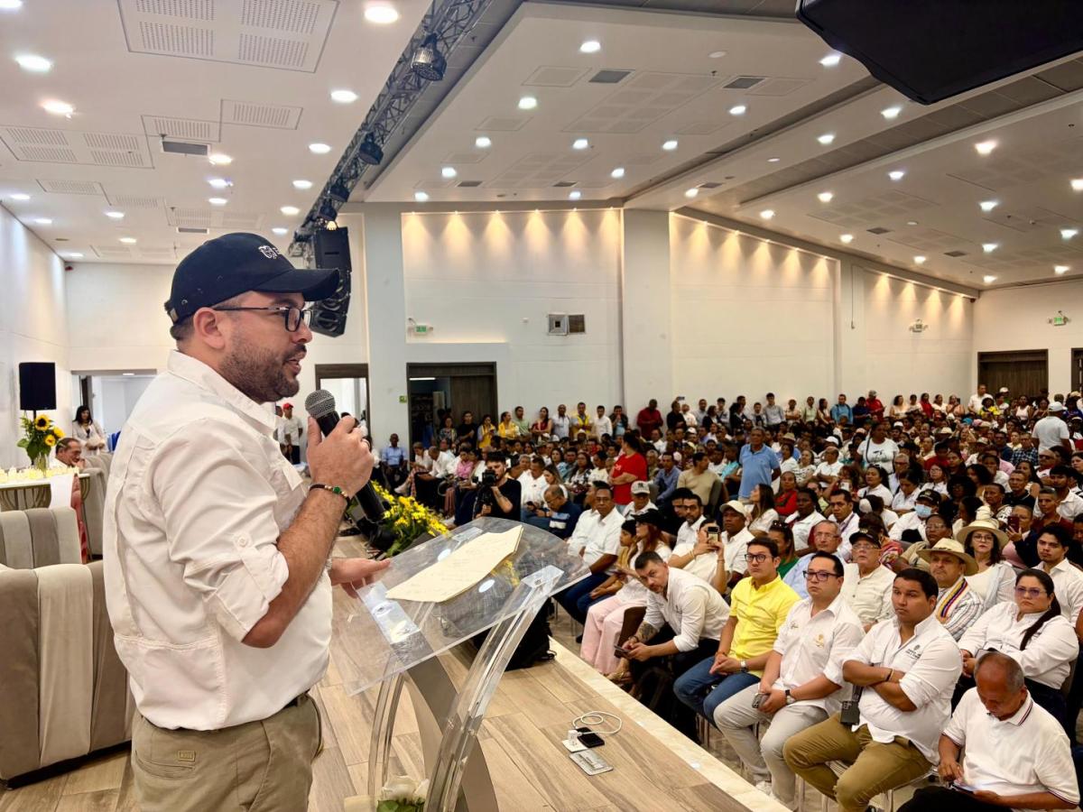 Gobierno exalta víctimas sindicales y refuerza reparación histórica en Colombia