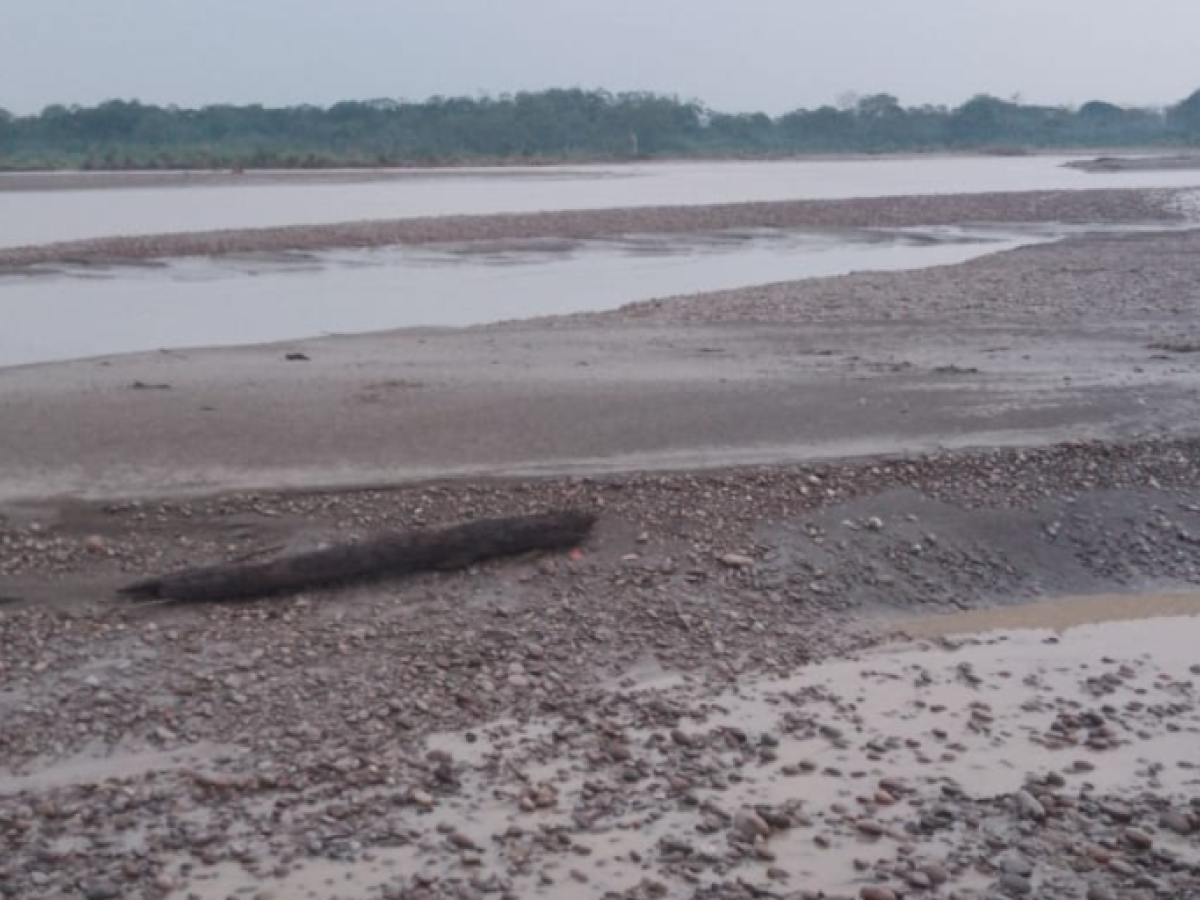 Familias afectadas por desbordamiento de río Ariari