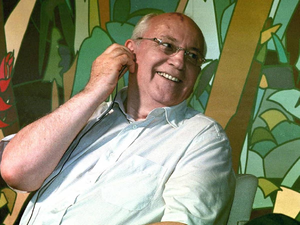 Gorbachov y la primera dama Raísa, una vida "tomados de la mano"