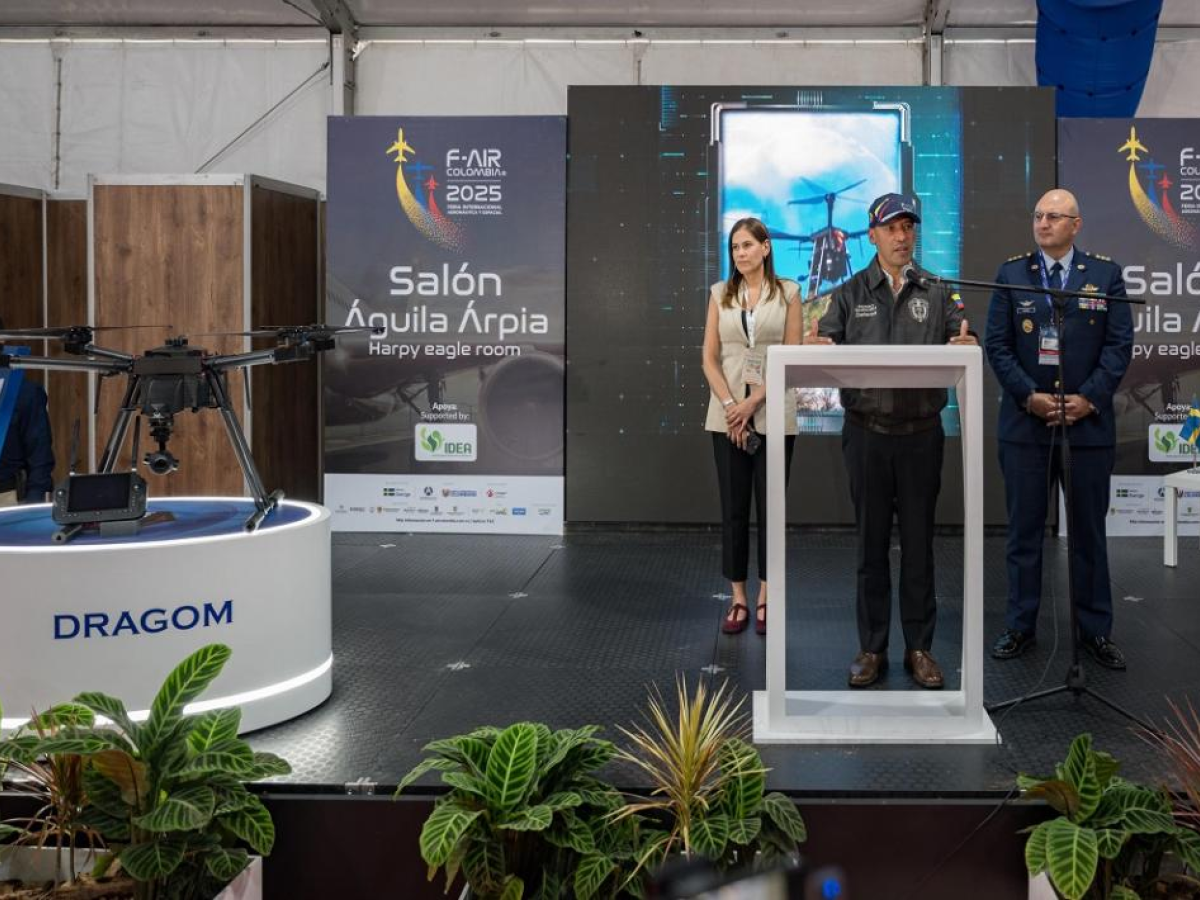 DRAGOM: Colombia lanza su primer dron de defensa 100% colombiano