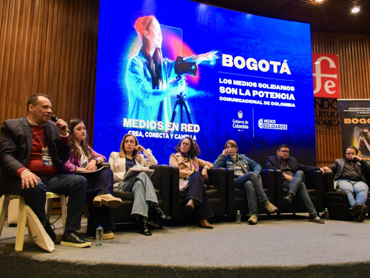Bogotá impulsa innovación y sostenibilidad en medios alternativos y digitales