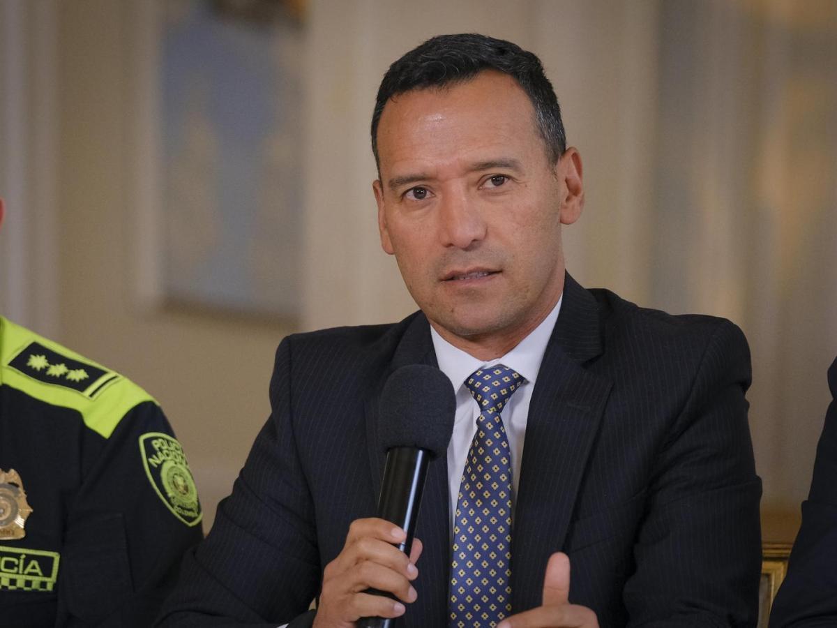 Interferencia senadora Isabel Zuleta Fuerza Pública: Mindefensa Pedro Sánchez