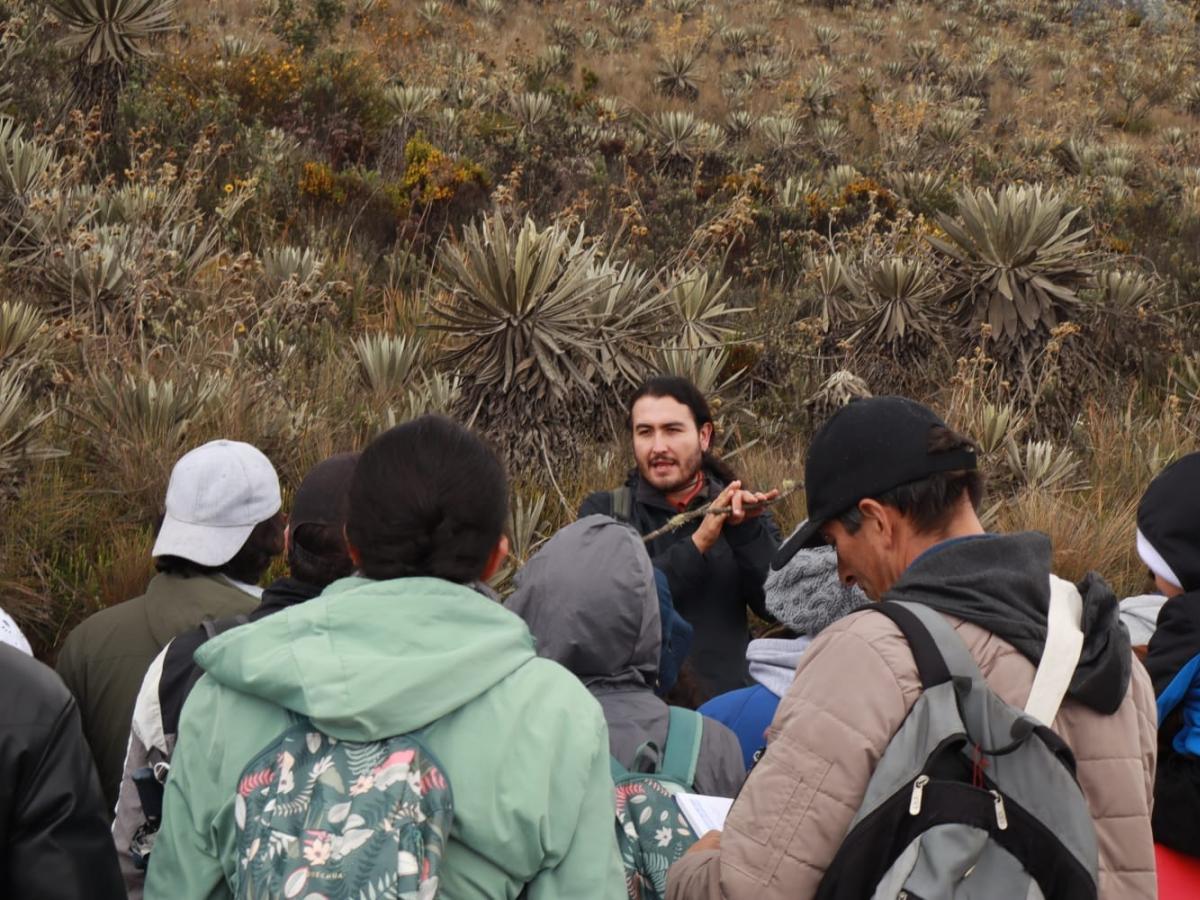 Iván Rojas, líder de la escuela Kimy Pernia Domicó en Bogotá