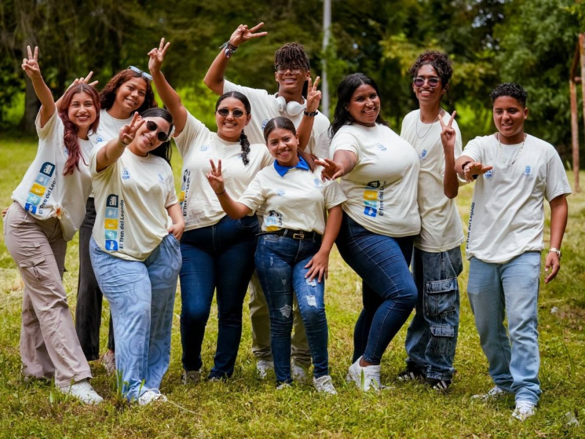 Jóvenes en Sierra Nevada. / Foto: MinEducación.
