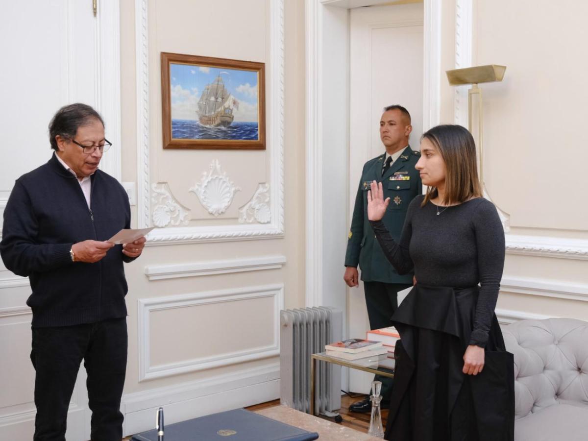 Laura Sarabia, directora del DPS, enfrentará su primer debate en el Congreso