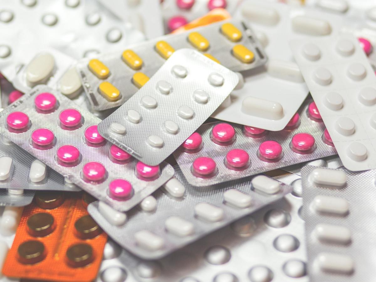 SIC sancionó a tres mayoristas por sobrecostos en medicamentos hasta en un 7.000% 