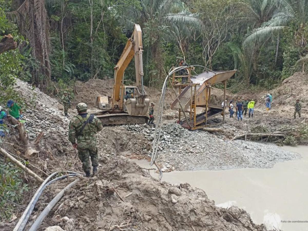 Colombia adoptará medidas para combatir la explotación ilegal