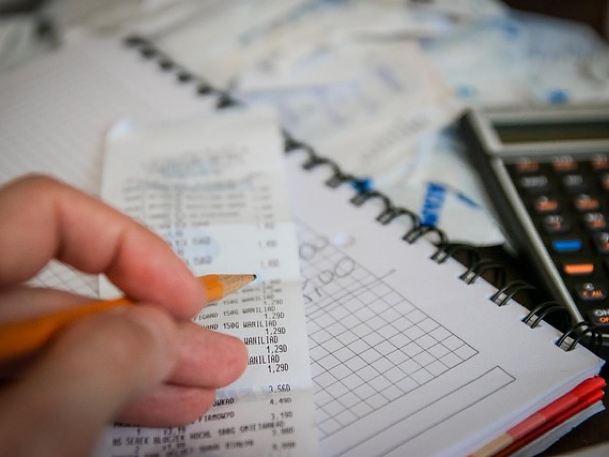 Impuestos en Colombia: empresas y personas naturales