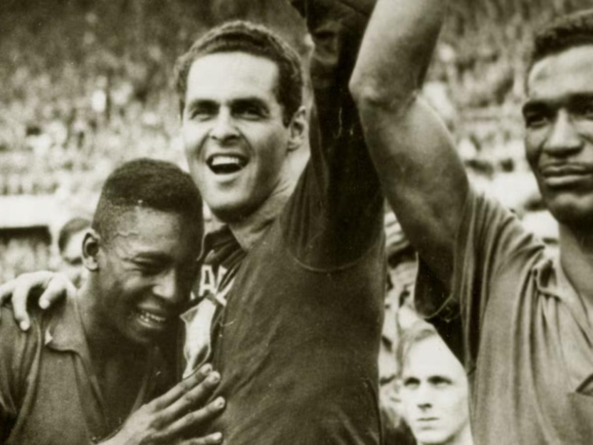 Pelé brilla en Suecia 1958 y da a Brasil su primer Mundial