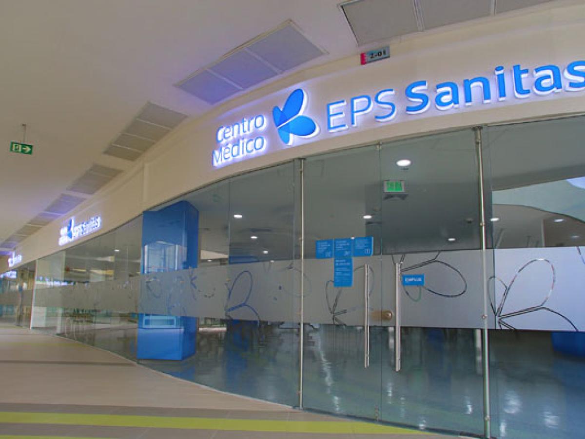Superintendencia de Salud impone millonaria multa a EPS Sanitas 