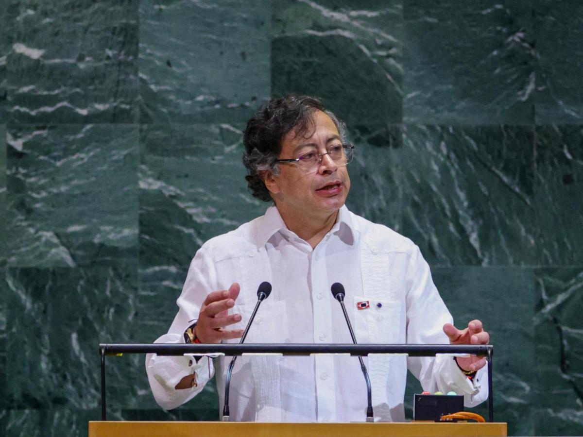 Bloqueo bancario a Petro: presidente denuncia sanciones y reafirma su voto