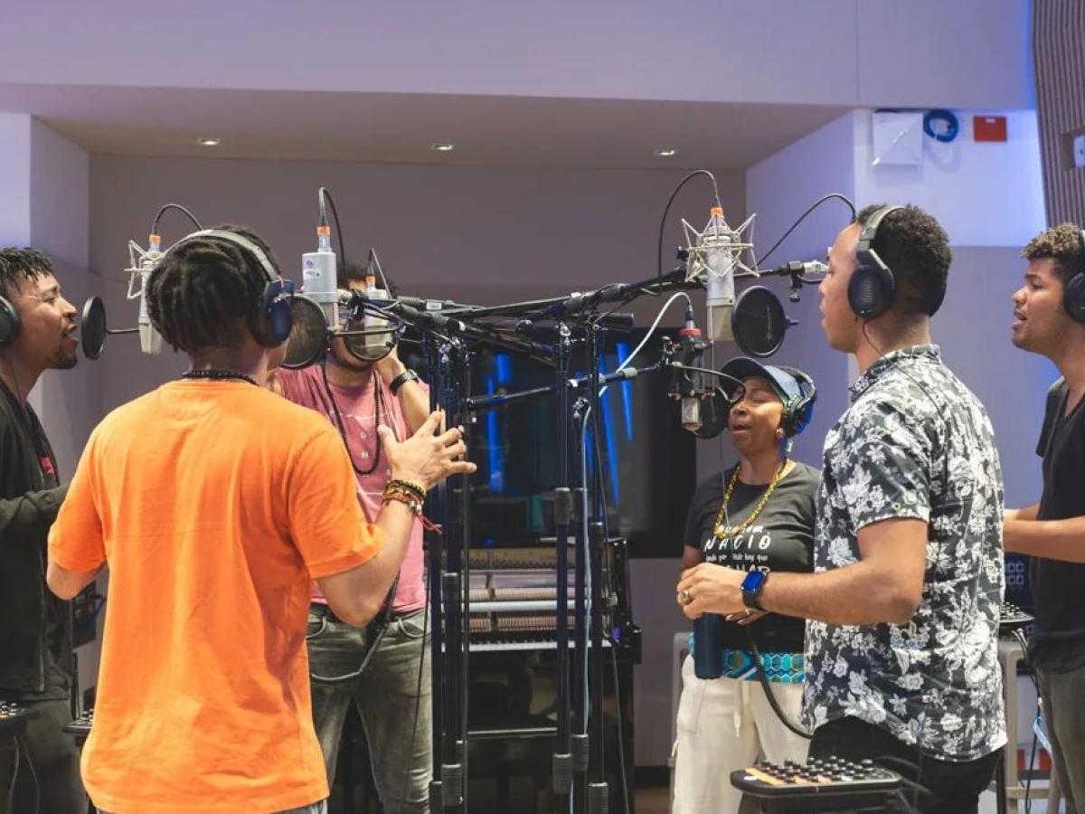 Descaga gratis 'Mi pueblo', de La Pacífican Power