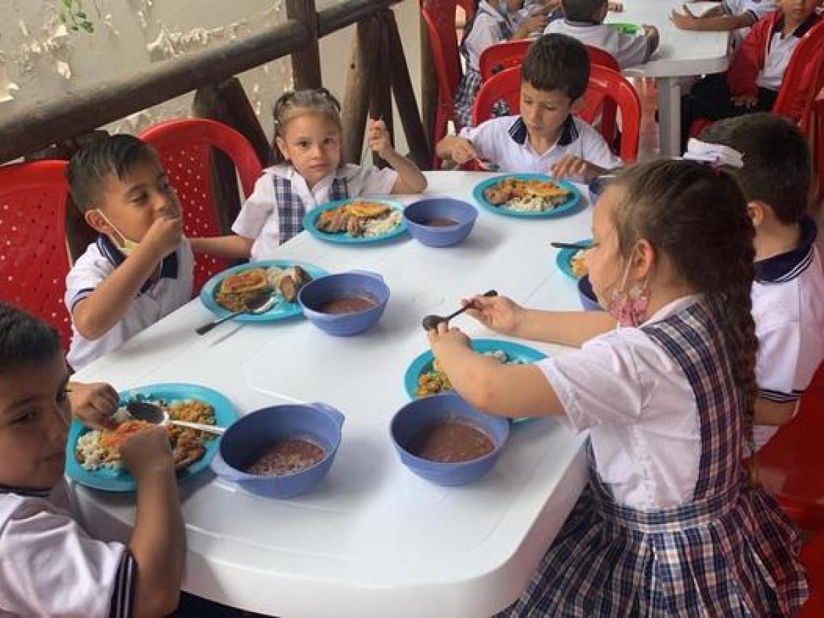 Educación y nutrición en debate: la Unidad de Alimentos para Aprender cuestiona ajustes en el PAE del Huila