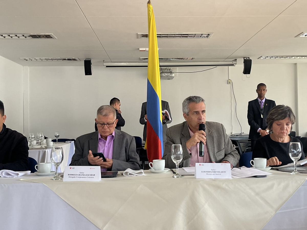 Gobierno se compromete con seguridad de firmantes de paz: avances en la CSIVI