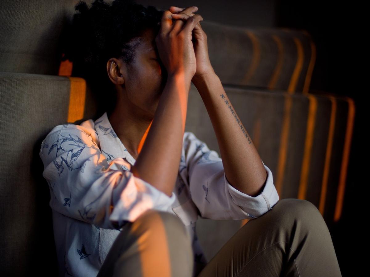 Alerta de la ONU pobreza asociada con salud mental 