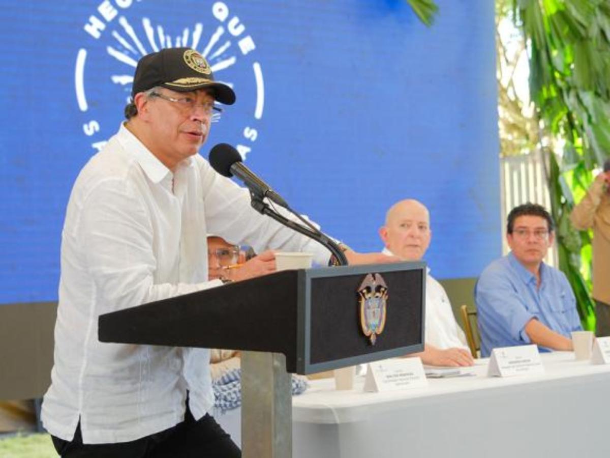 DIAN: Presidente Petro denuncia fraude por software interno