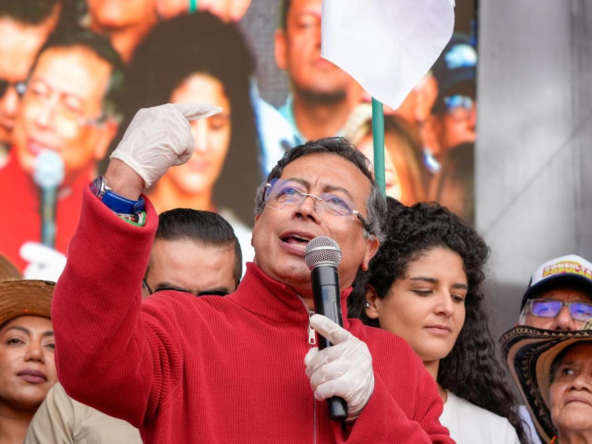 Encuesta CNC 2025: imagen positiva Gustavo petro 40%