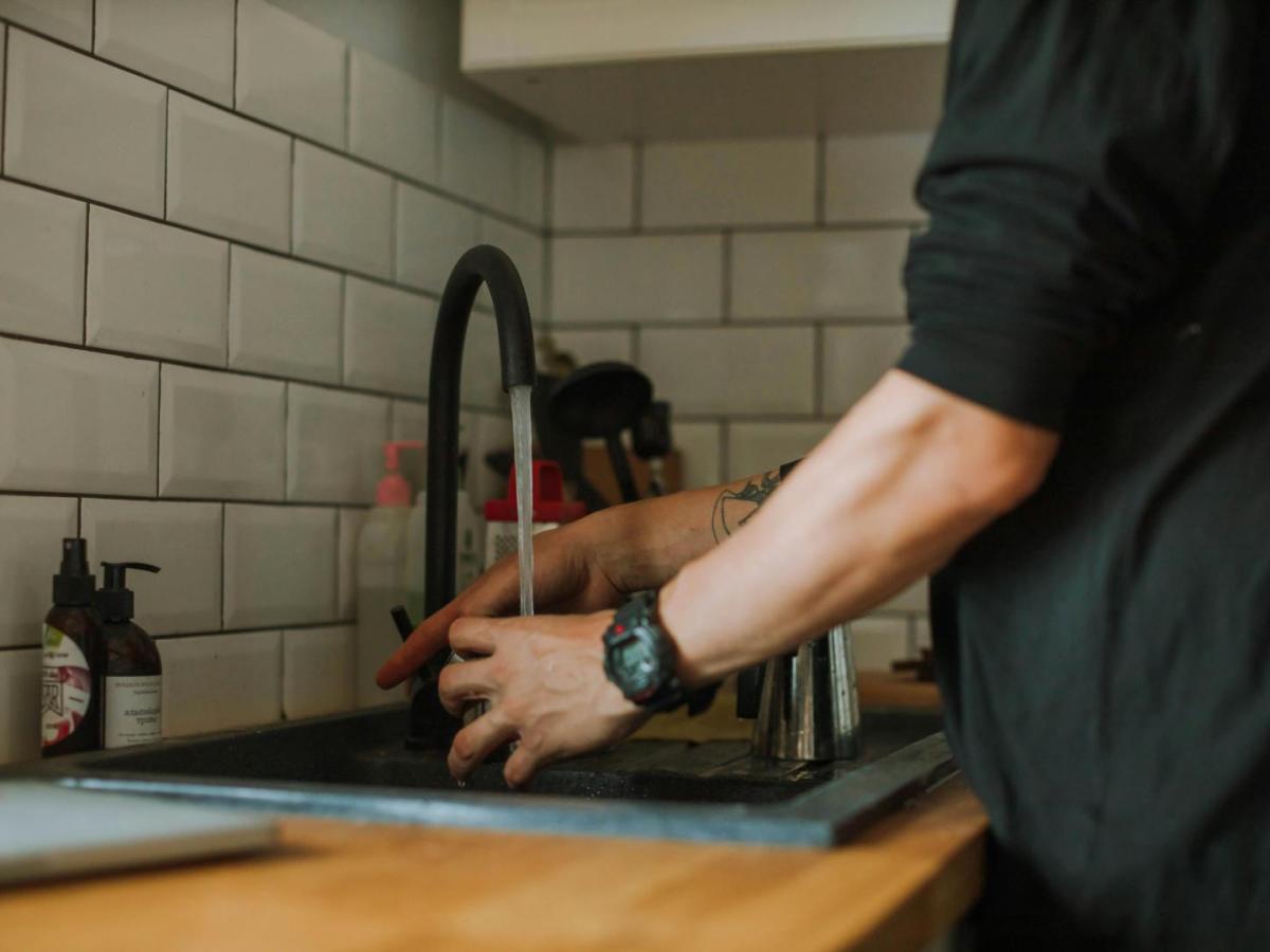 Agua en Bogotá: mitos y verdades si la tomo de la llave