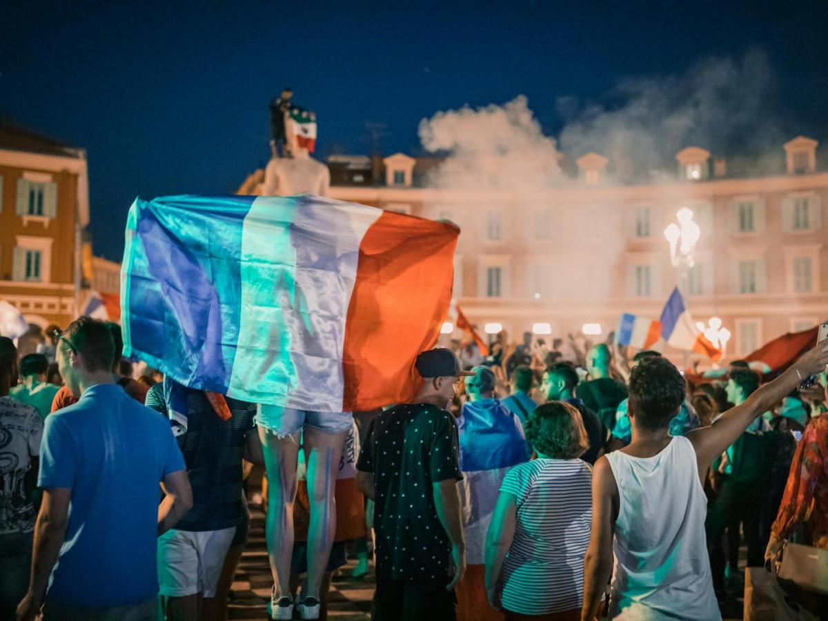 Francia incluyó la garantía del aborto en su Constitución