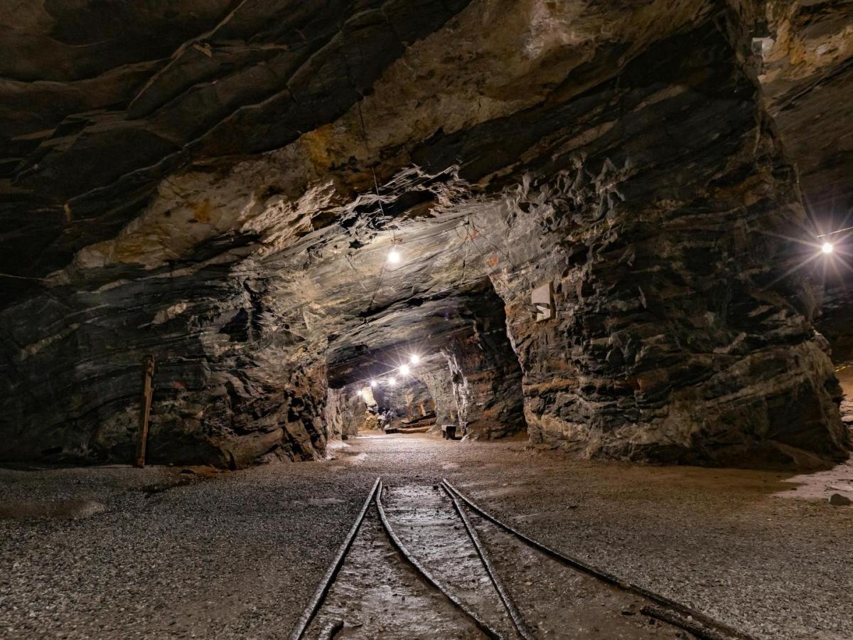 25 mineros atrapados en mina de Segovia, Antioquia