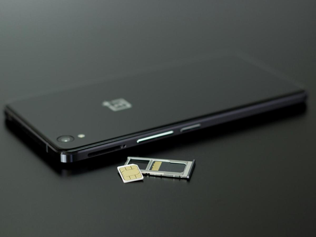 SIC investigará a Tigo, Claro, Movistar y WOM por fallas en verificación de identidad