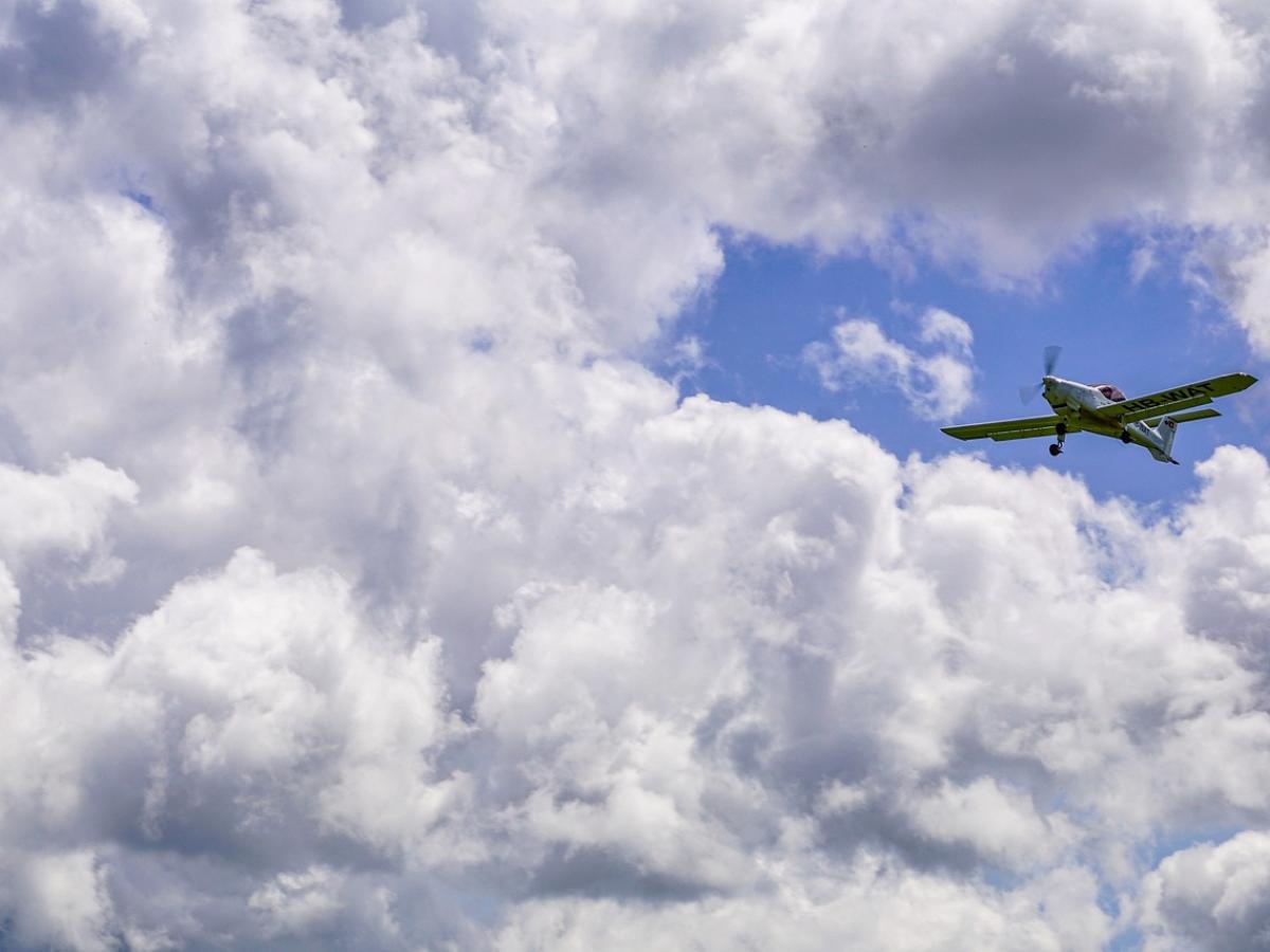 Buscan avión desaparecido en Guaviare