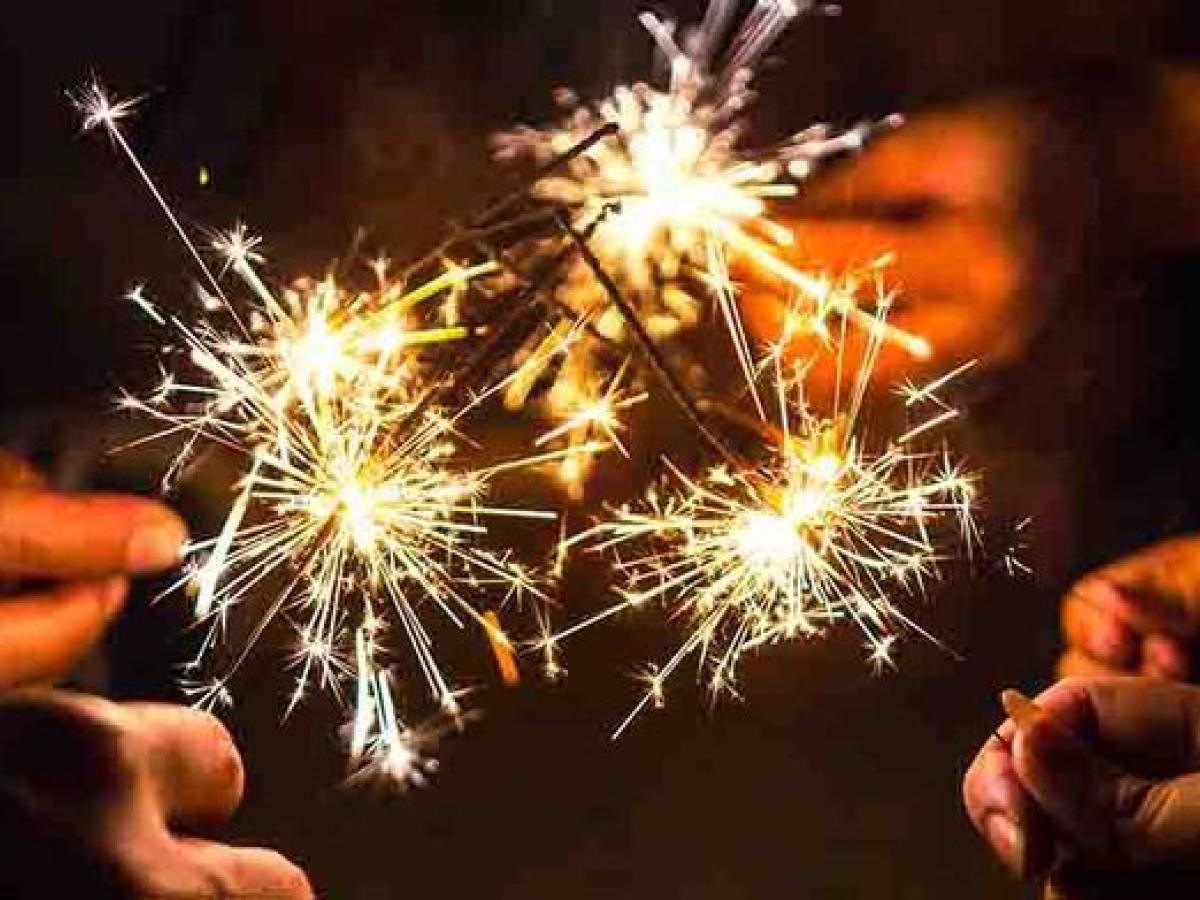 Ministerio de Salud reitera llamado a no usar pólvora en la noche de las velitas