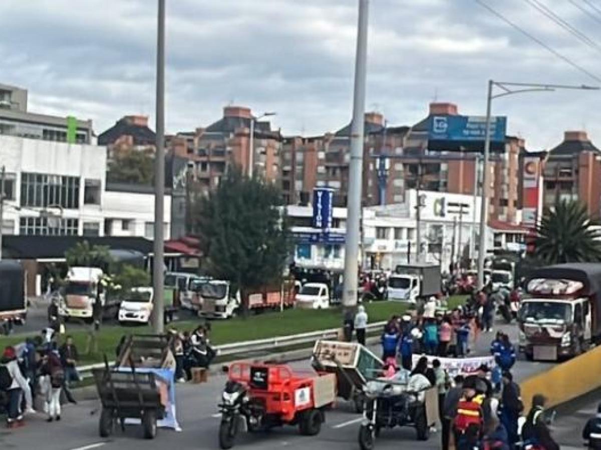 Por qué protestan los recicladores en Bogotá