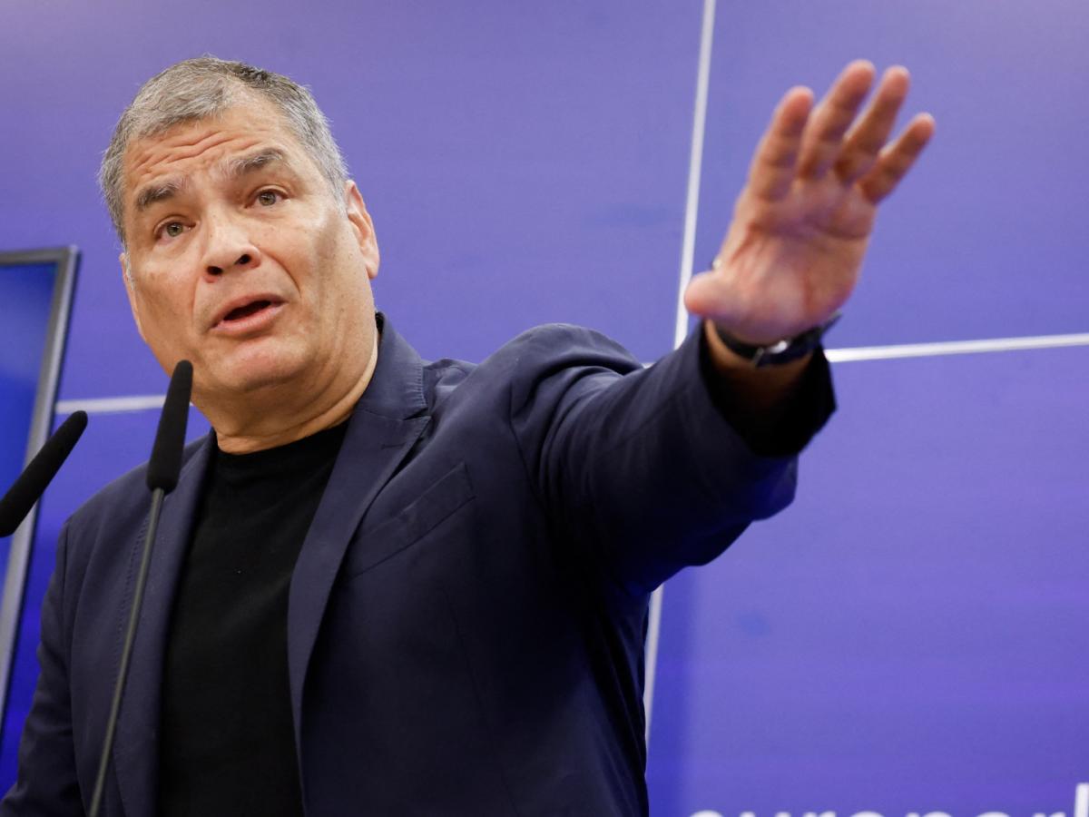 Rafael Correa critica a EE. UU. y respalda al presidente Petro