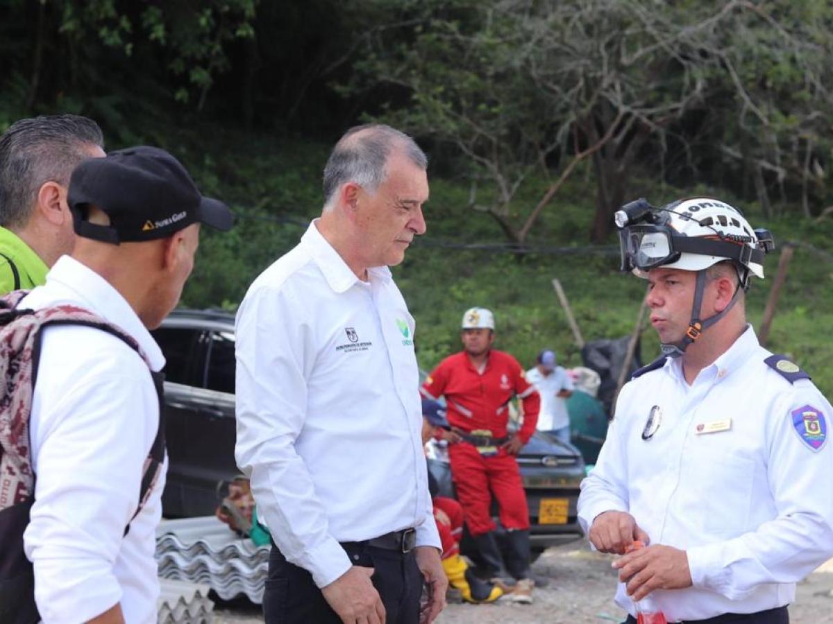 Rescate en curso: mineros atrapados en socavón de Amagá, Antioquia